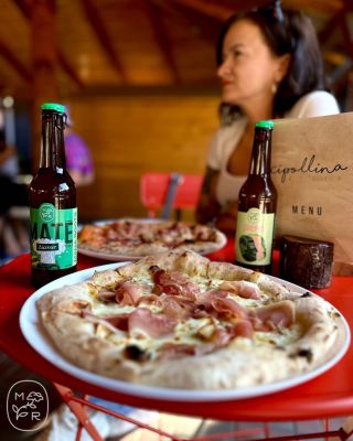 Výnimočné chute na jednom mieste ✨ Spojili sme sa s @pizzacipollina, aby ste si k výbornému jedlu mohli dopriať aj naše...